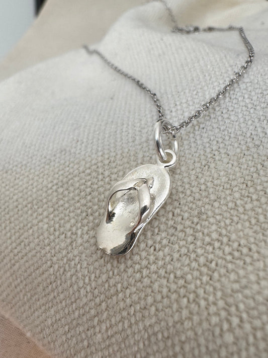 Flip-flop necklace