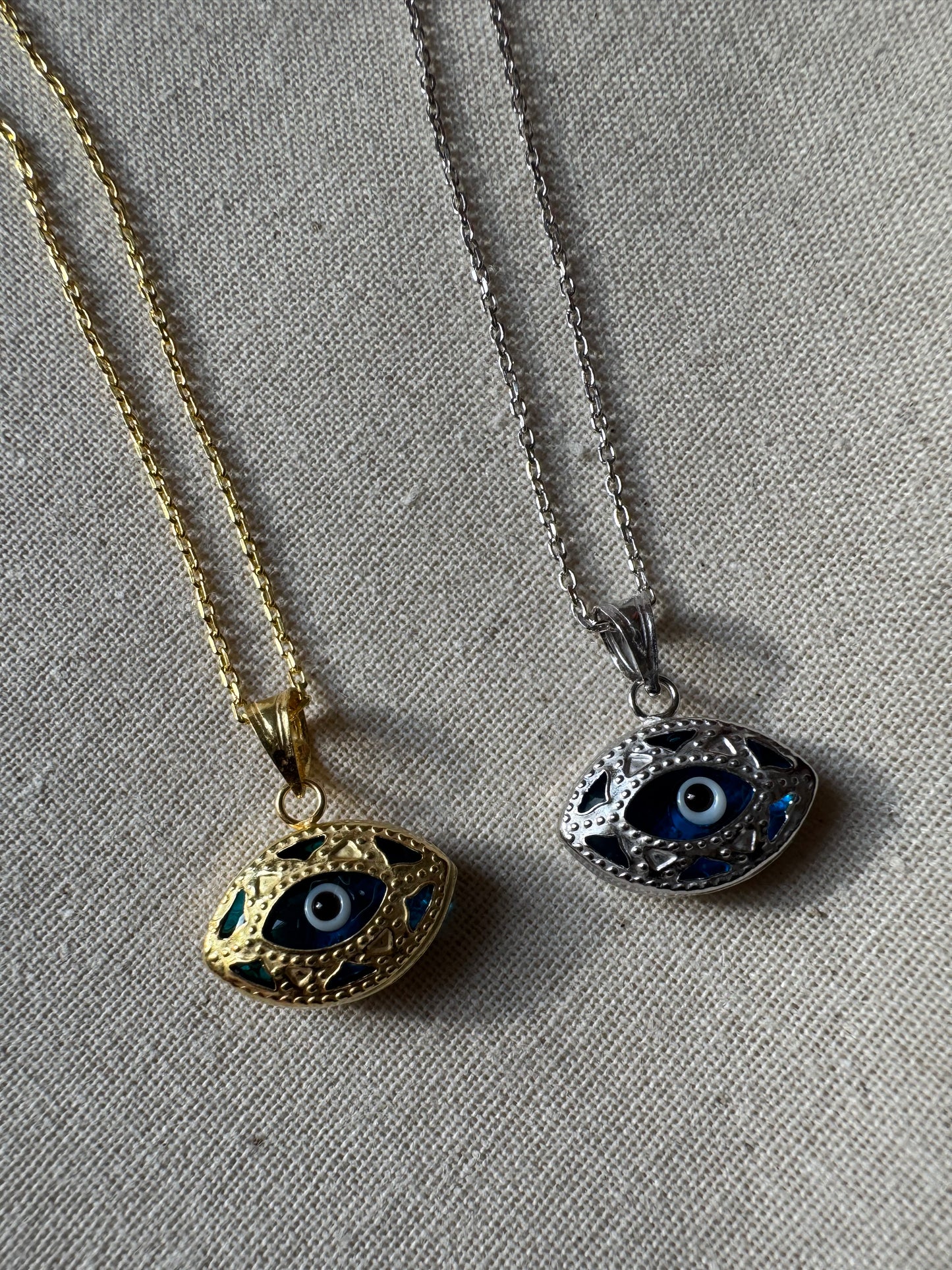 Vintage oval evil eye necklace