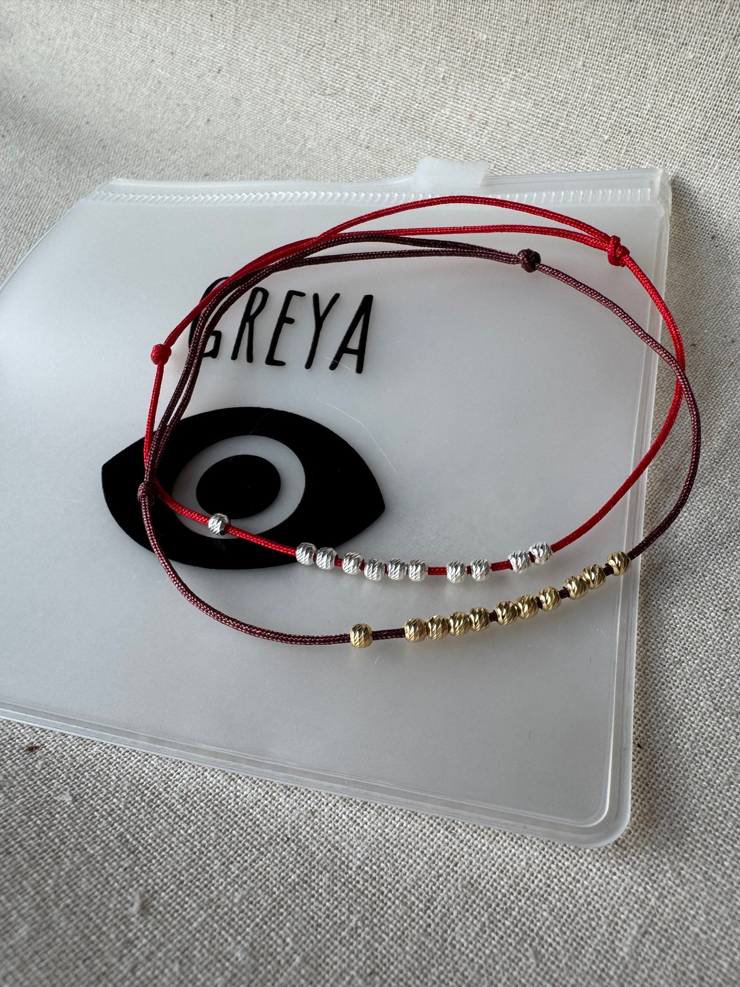 Minimal 11 Bead Red String Bracelet