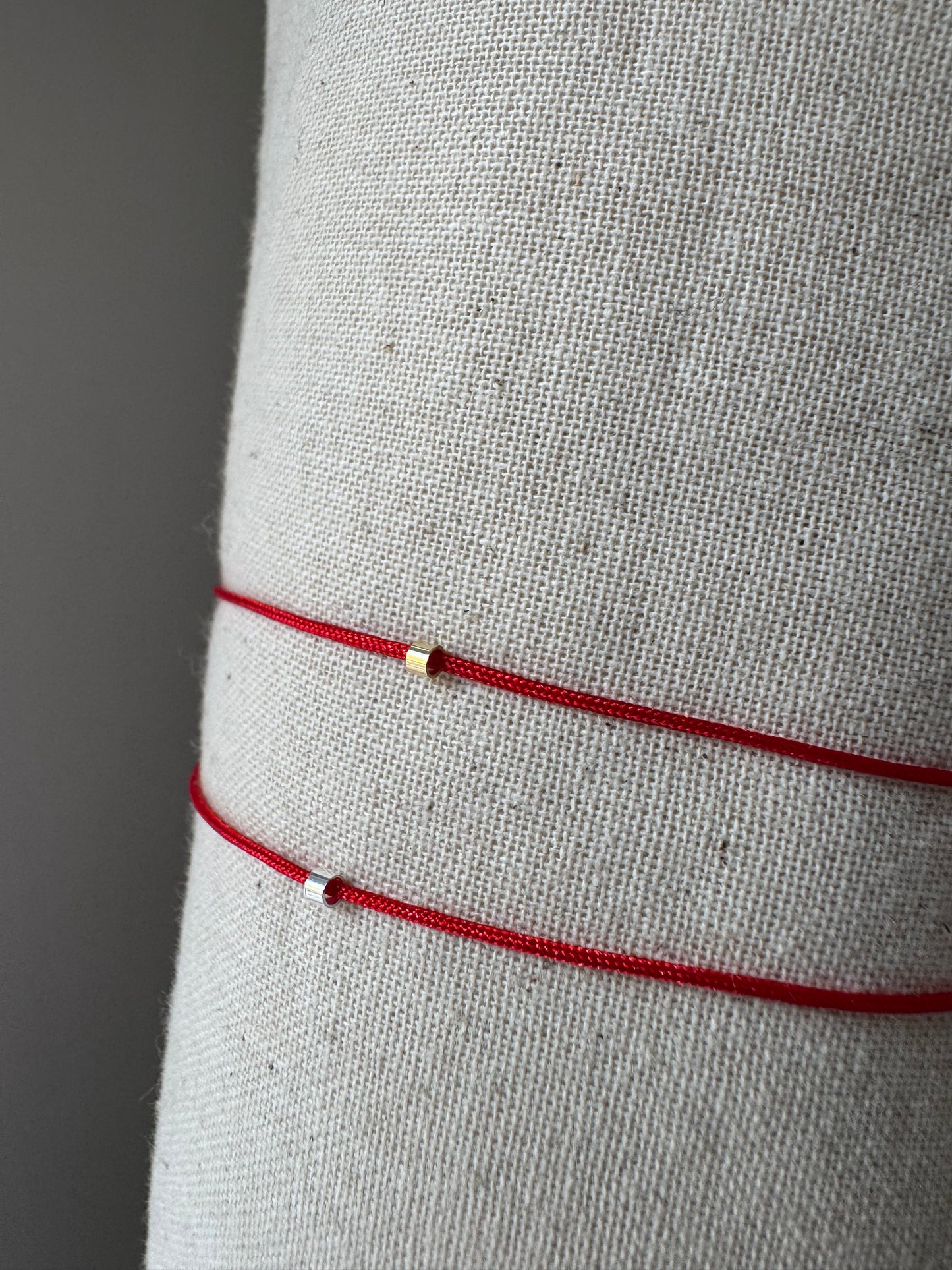 Minimal silver bead bracelet