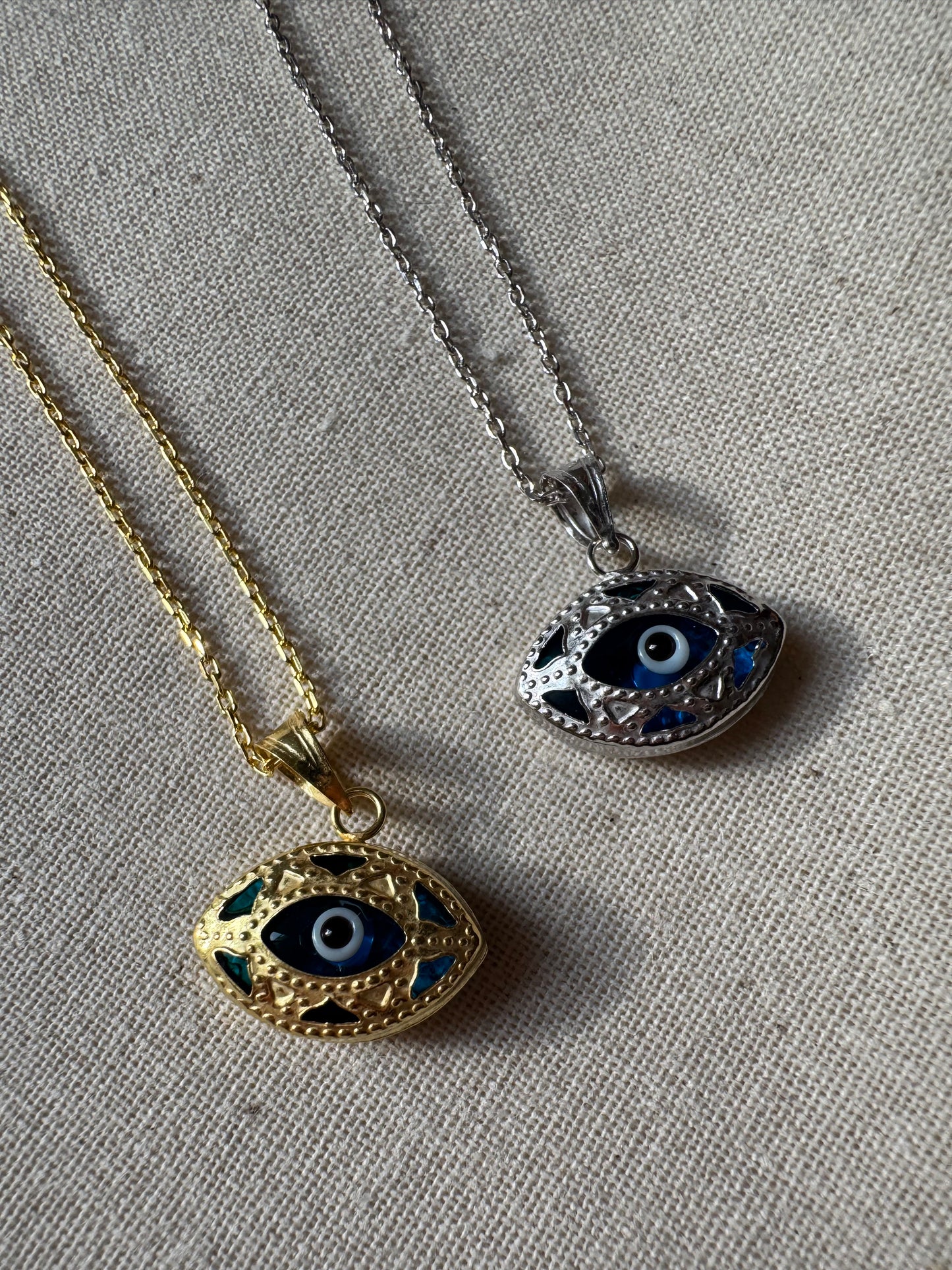Vintage oval evil eye necklace