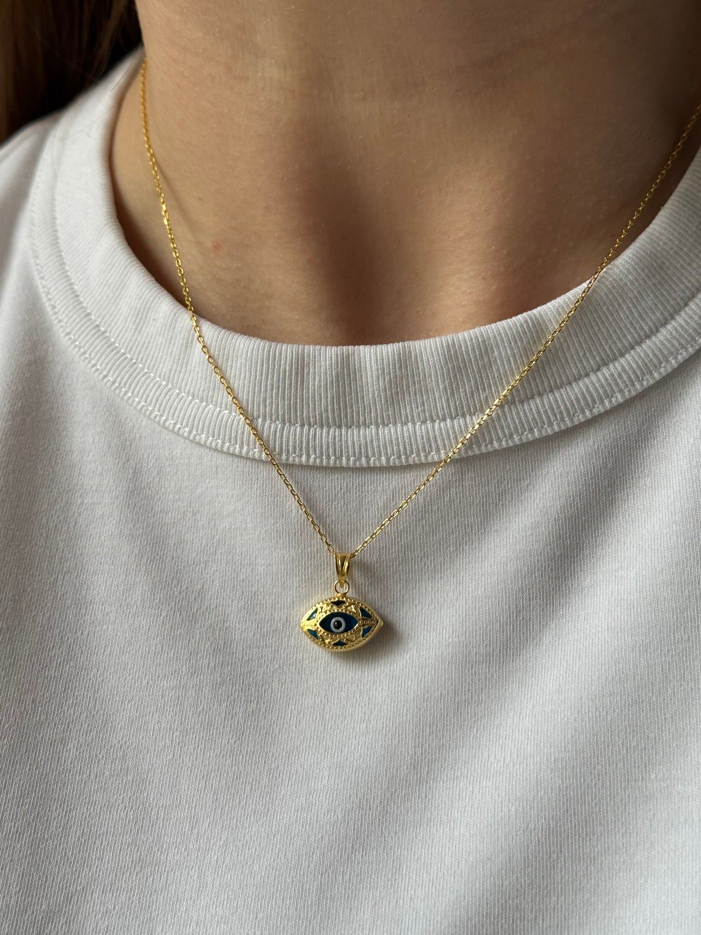 Vintage oval evil eye necklace