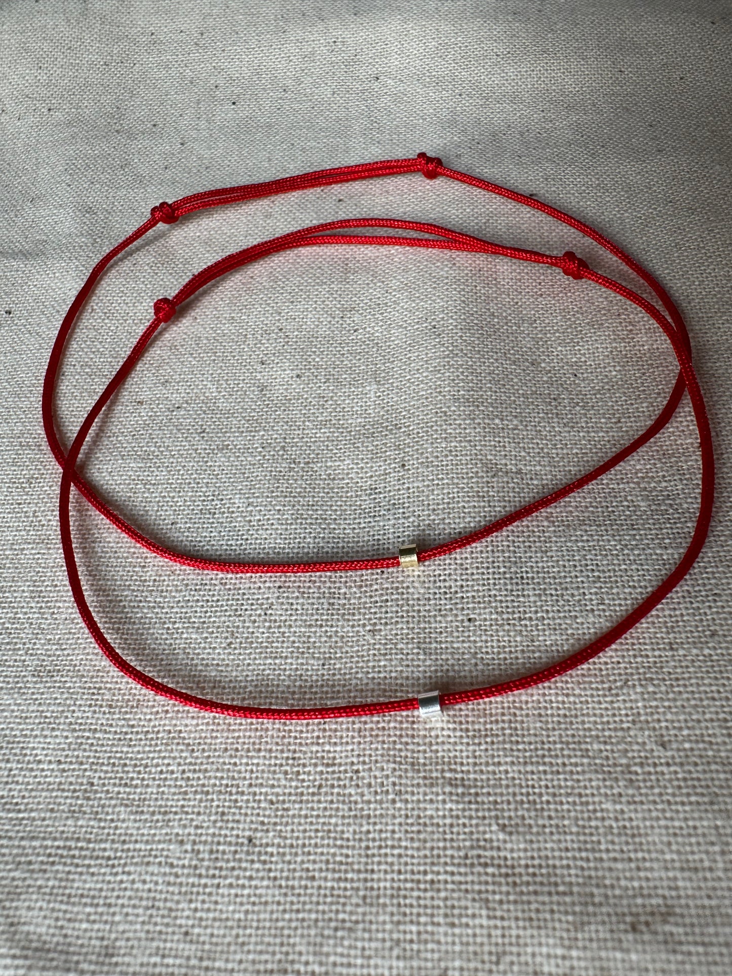 Minimal silver bead bracelet