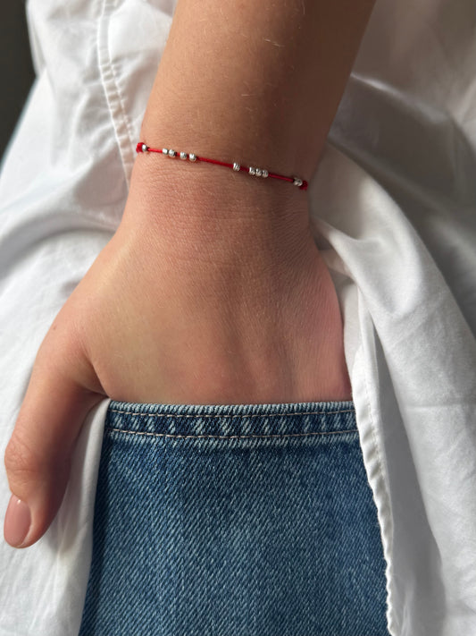 Minimal 11 Bead Red String Bracelet