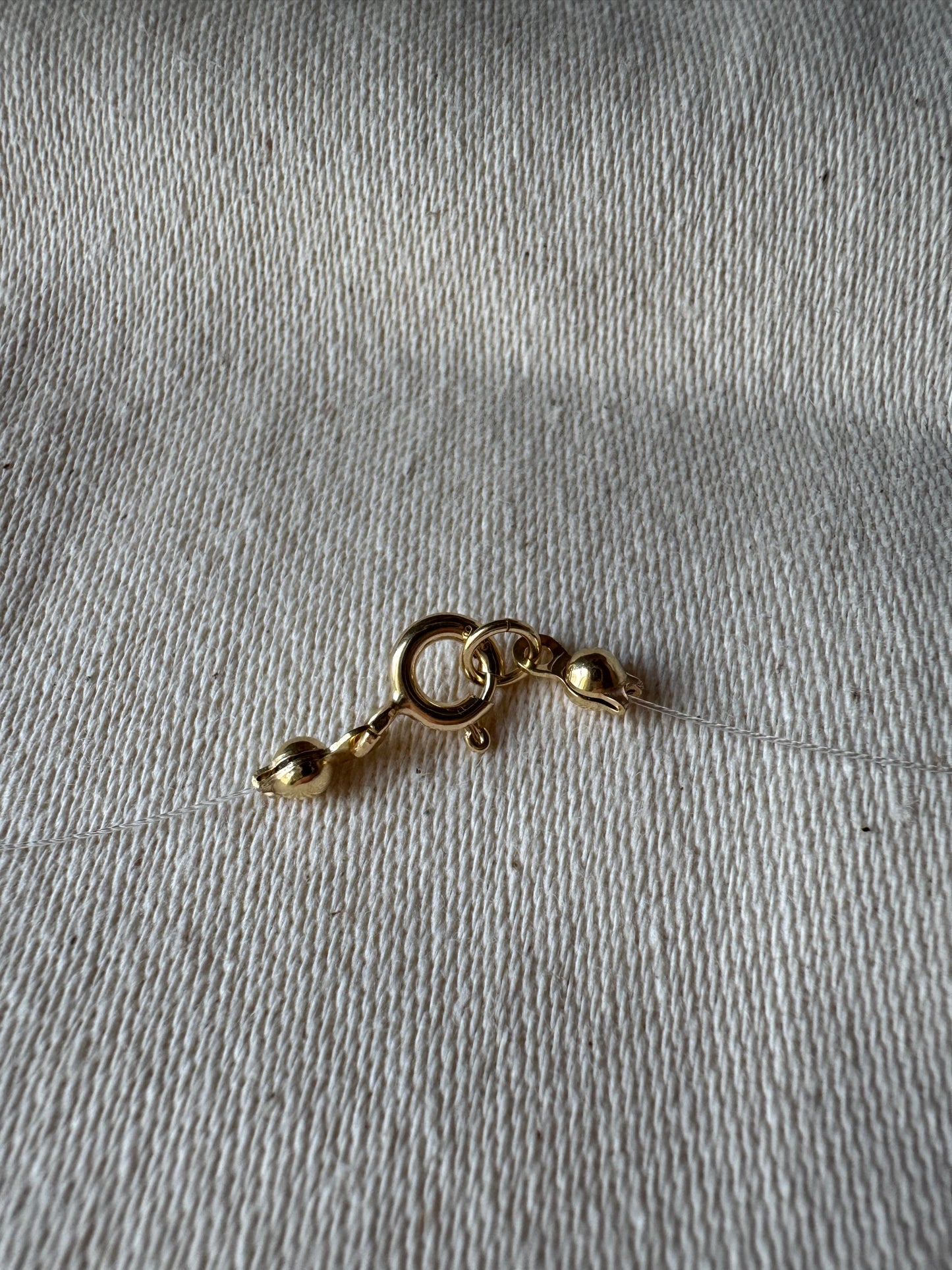 Invisible Necklace