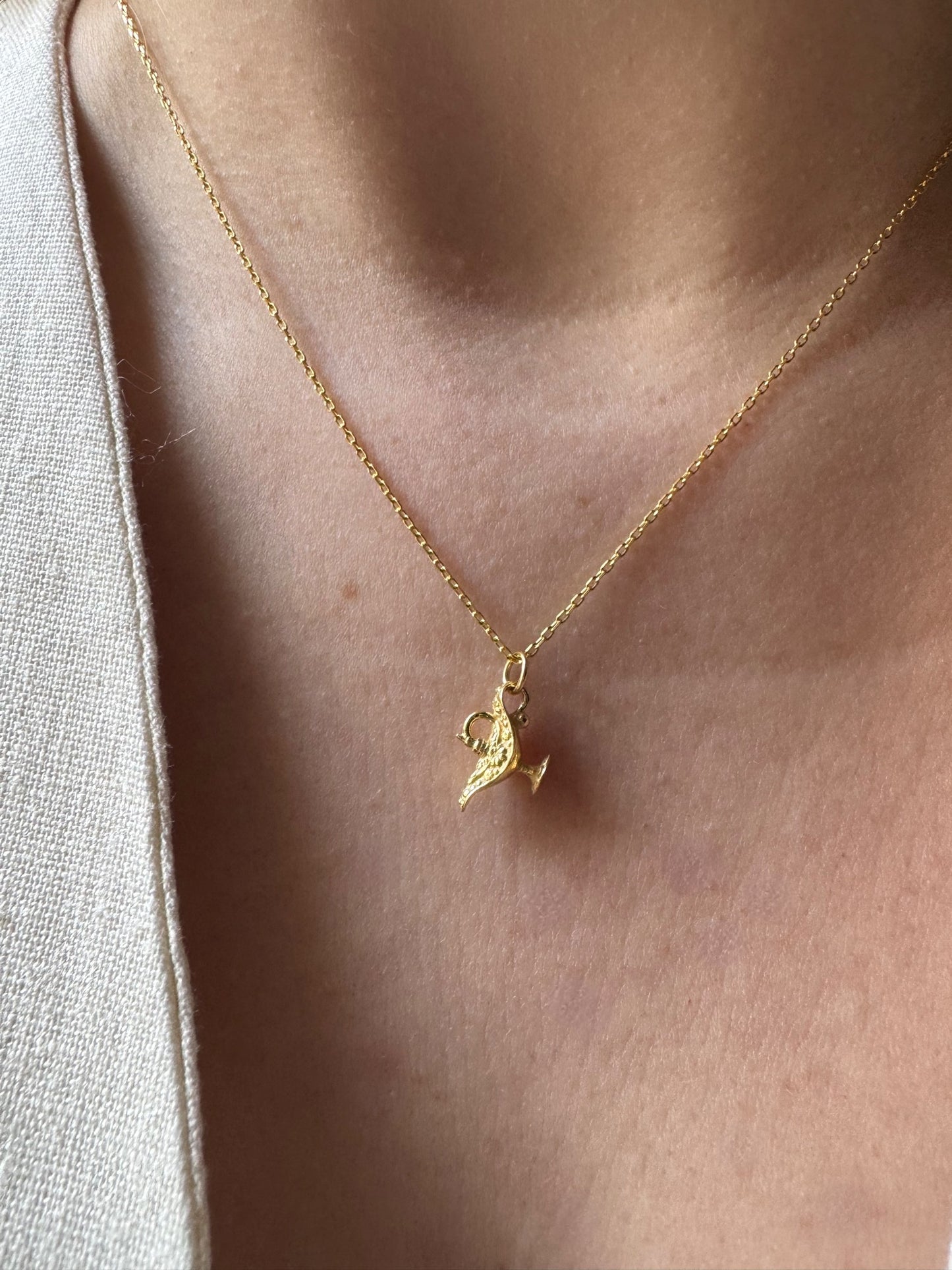 Aladdin’s lamp necklace