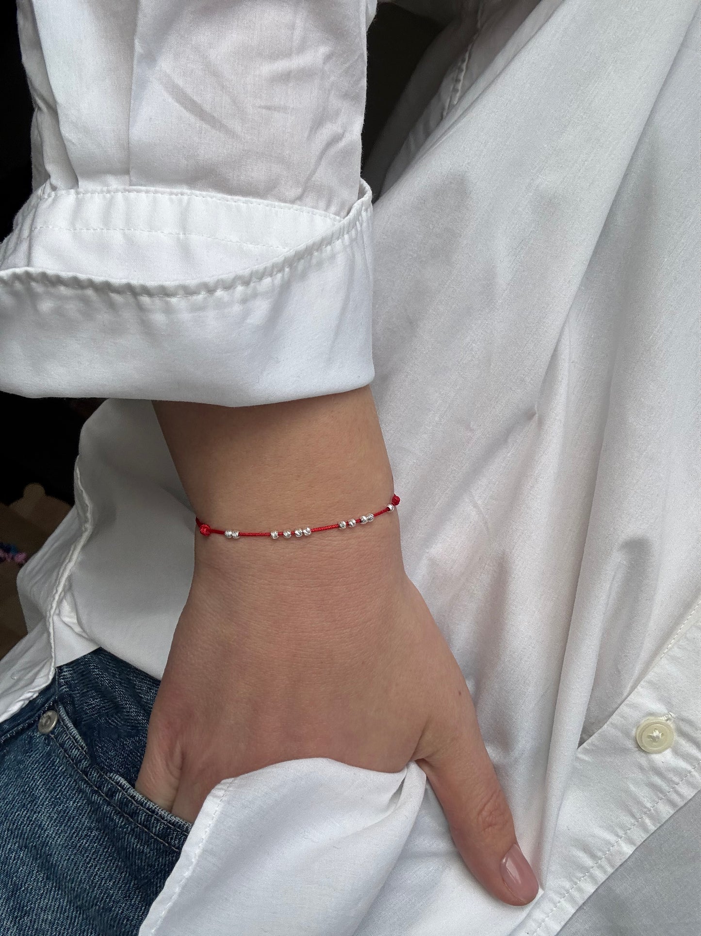 Minimal 11 Bead Red String Bracelet
