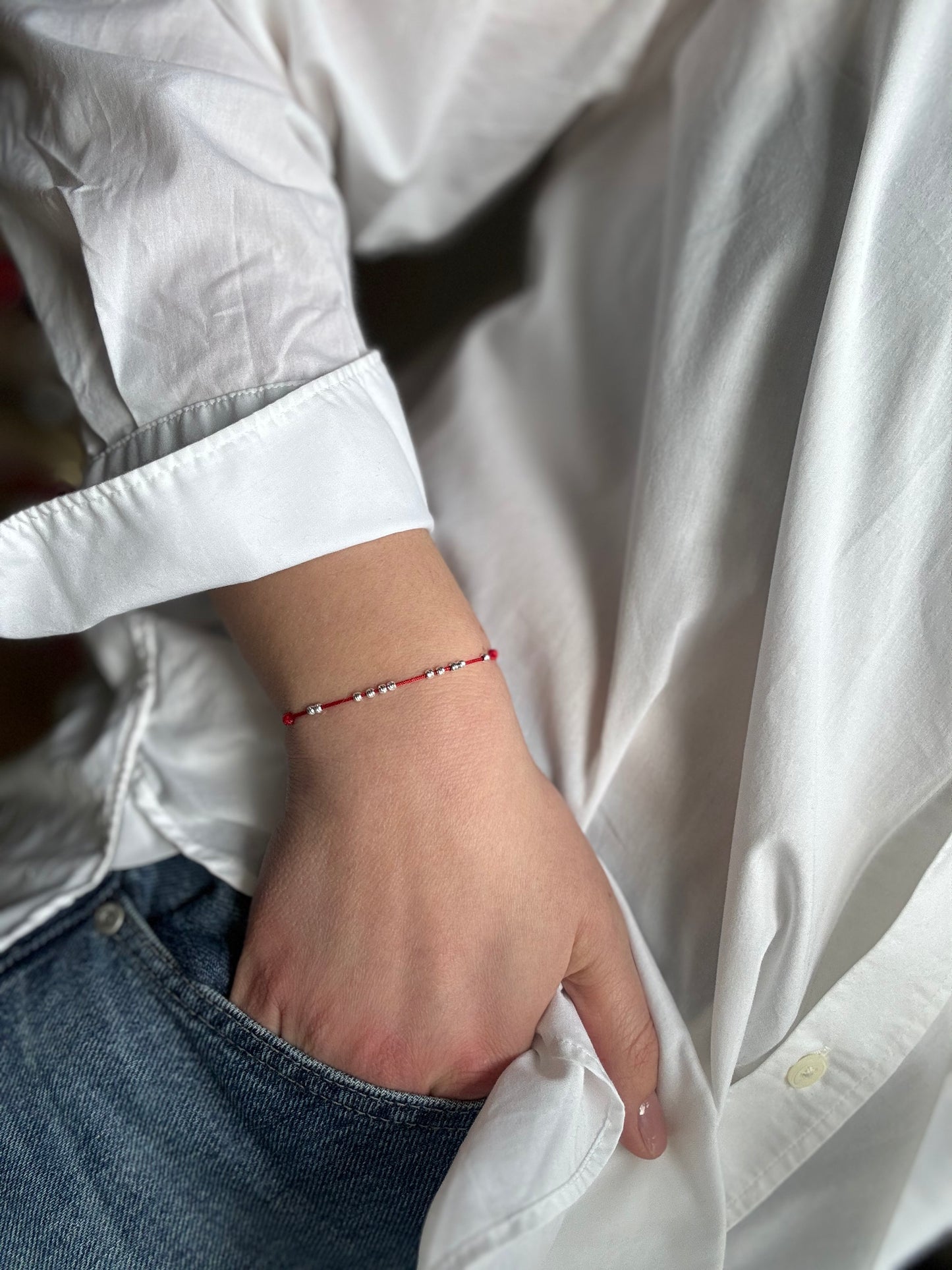 Minimal 11 Bead Red String Bracelet
