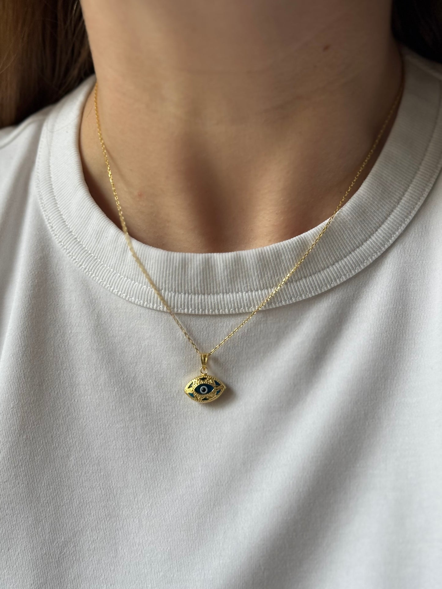 Vintage oval evil eye necklace