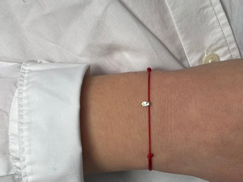 Minimal Rouge bracelet
